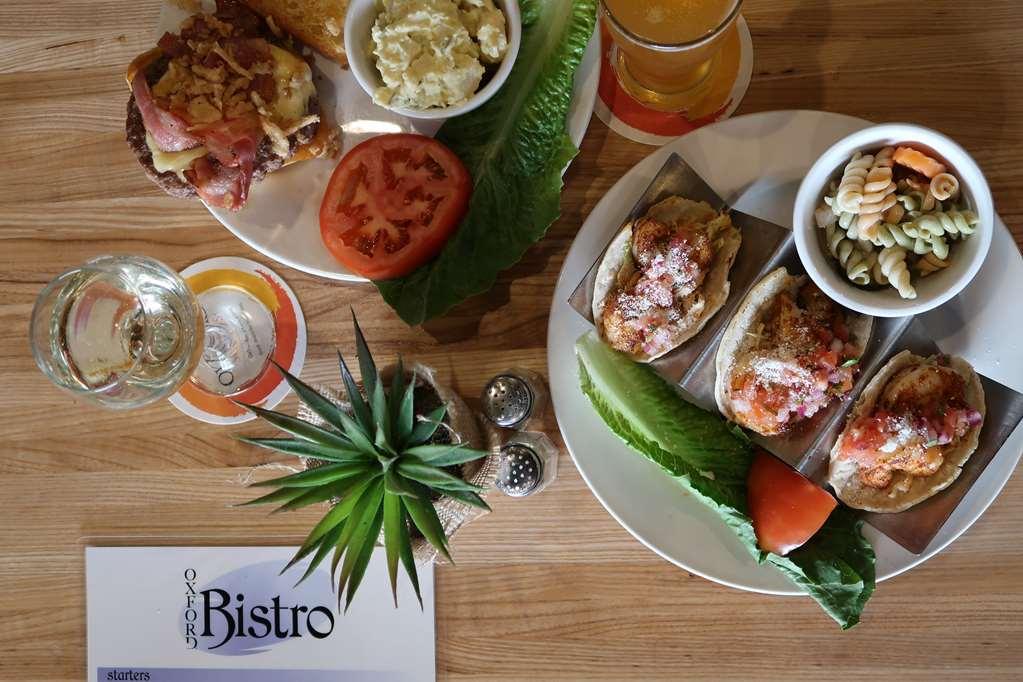 Oxford Suites Hermiston Restauracja zdjęcie