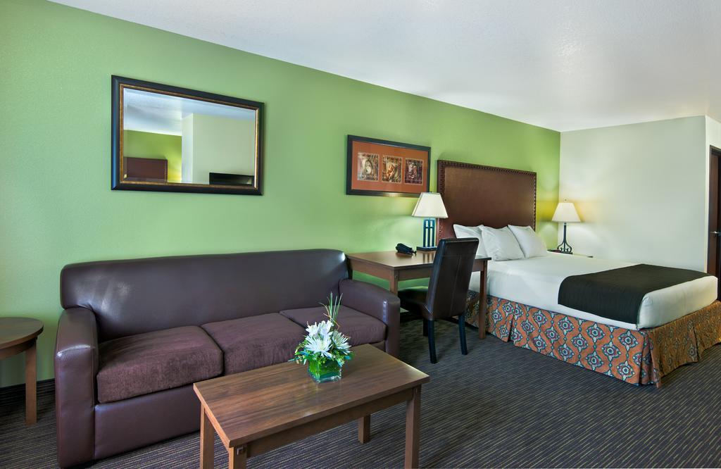 Oxford Suites Hermiston Zewnętrze zdjęcie