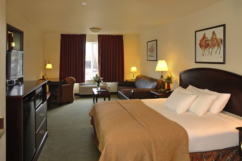 Oxford Suites Hermiston Zewnętrze zdjęcie