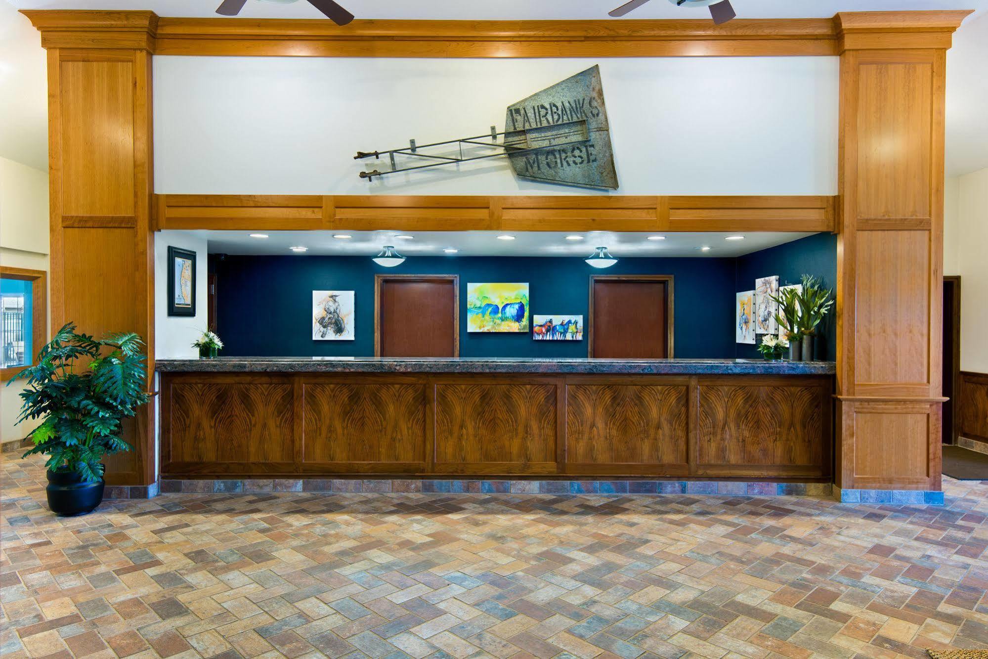 Oxford Suites Hermiston Zewnętrze zdjęcie