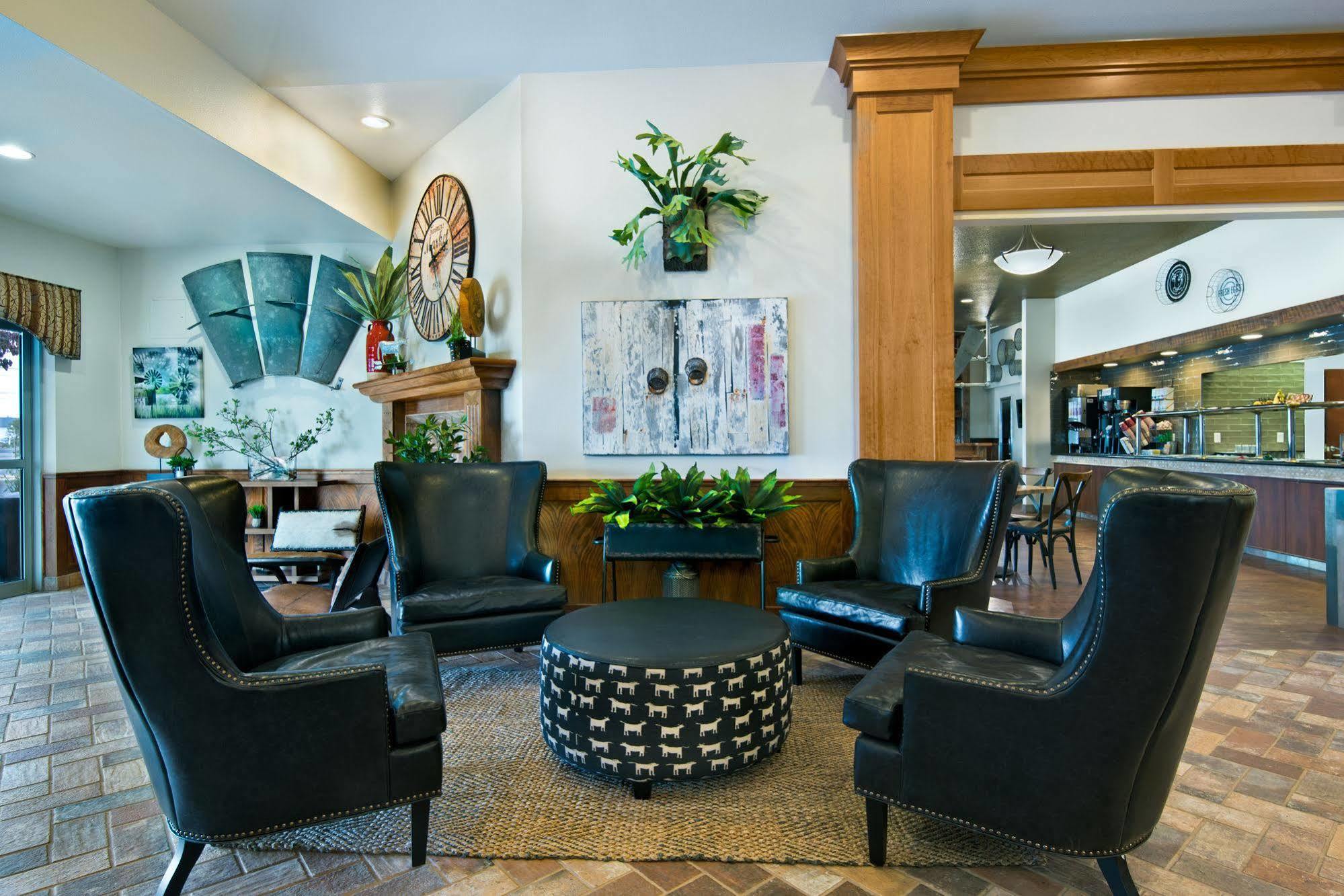 Oxford Suites Hermiston Zewnętrze zdjęcie